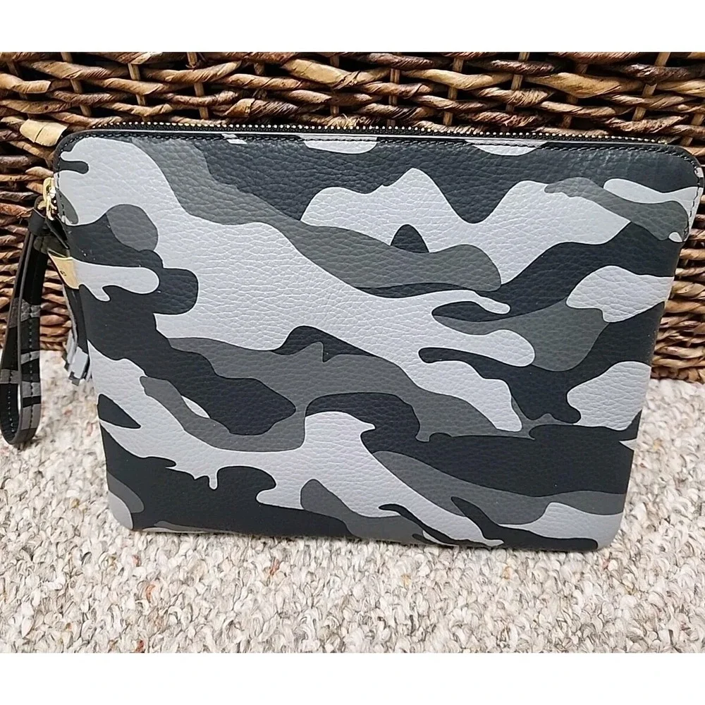 G.I.L.I. Haloguard Pebble Grain Leather Wristlet‎ Clutch Bag Grey Camouflage